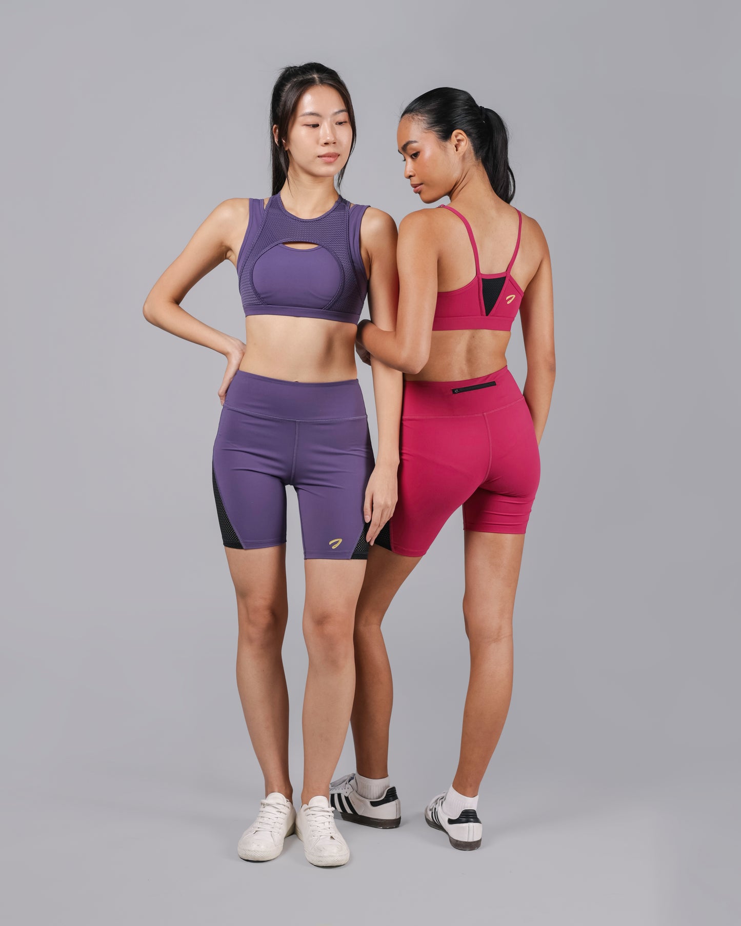 Vicky Zip Up Sports Bra